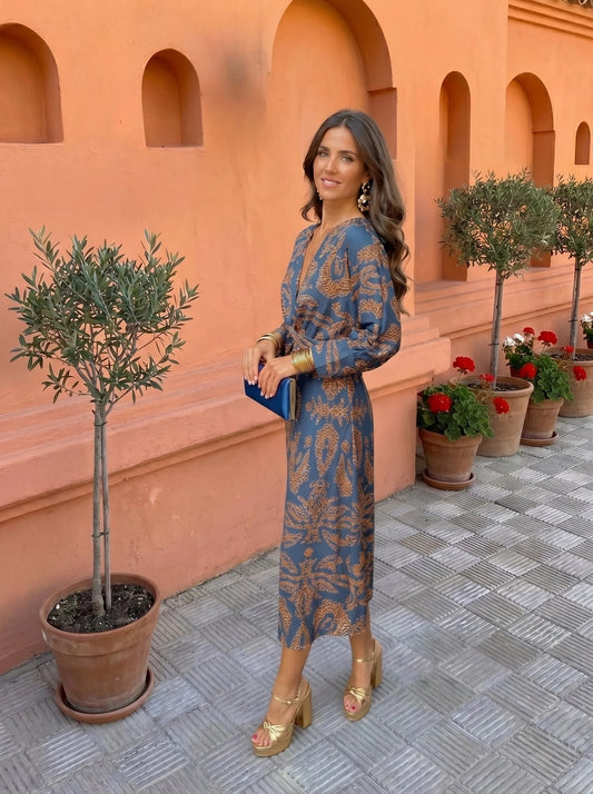 Nura | Vestido Midi Estampado Paisley