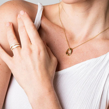 Marea | Anillo ajustable bañado en oro de 18 quilates