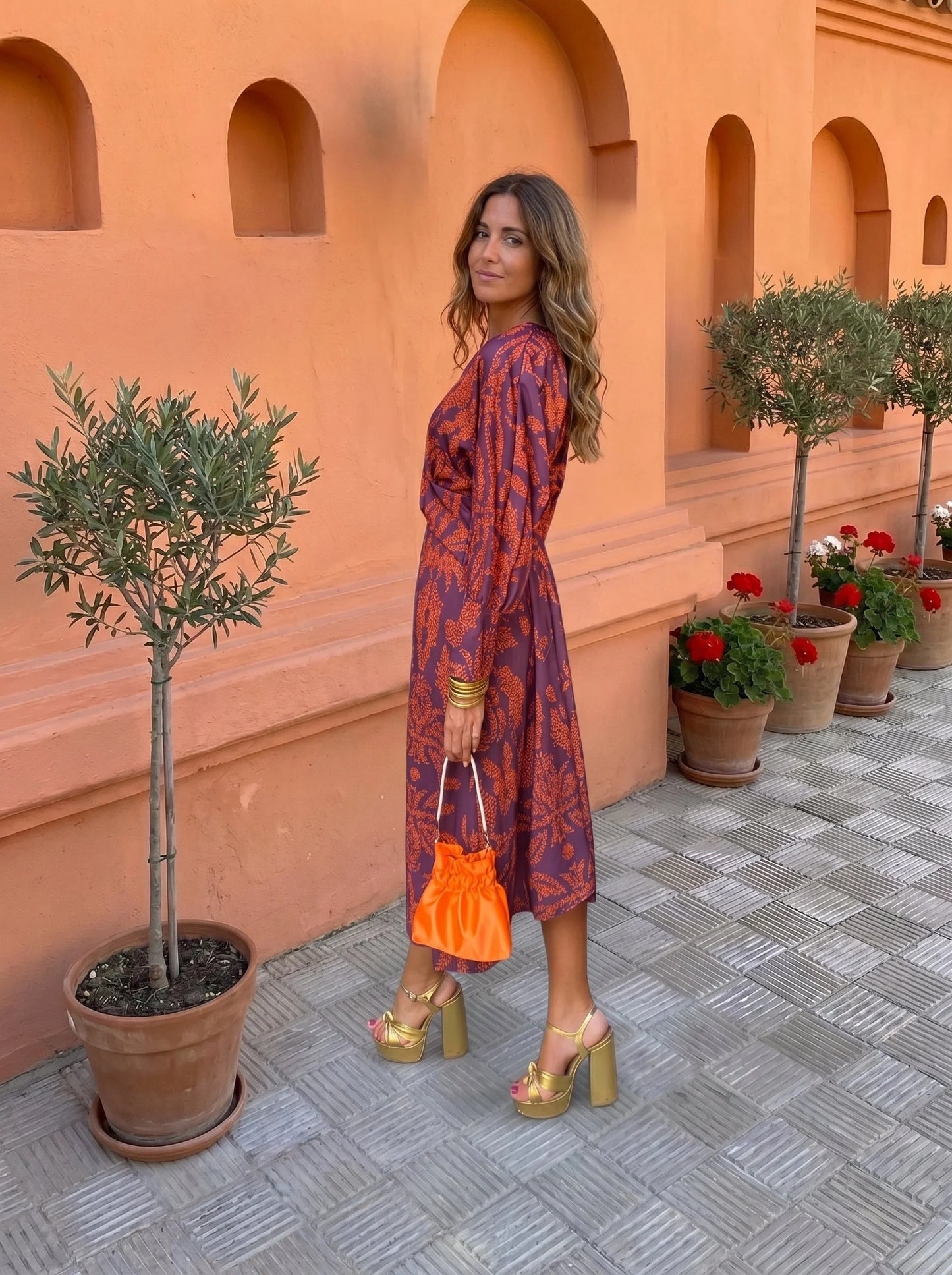 Nura | Vestido Midi Estampado Paisley